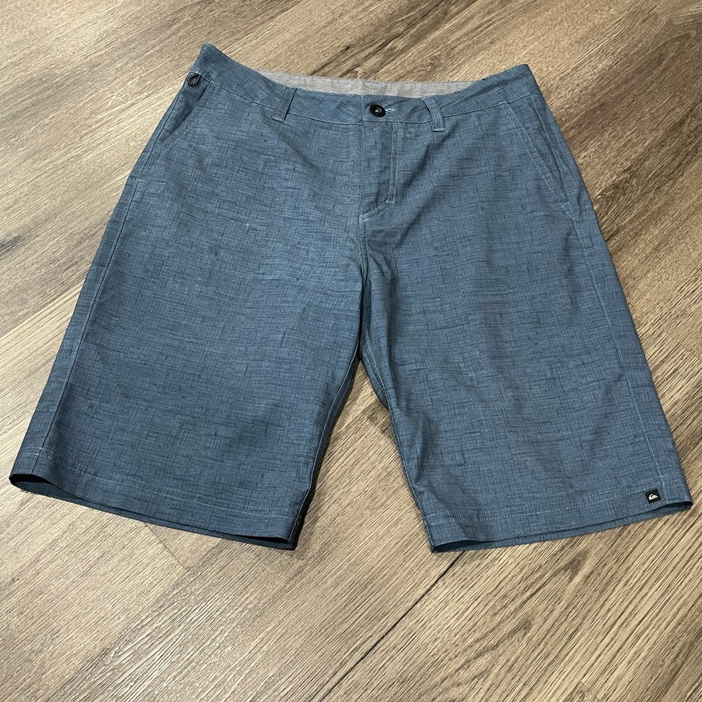 Quiksilver Mens Board Shorts Blue Size 30 RN 114199 CA 52199